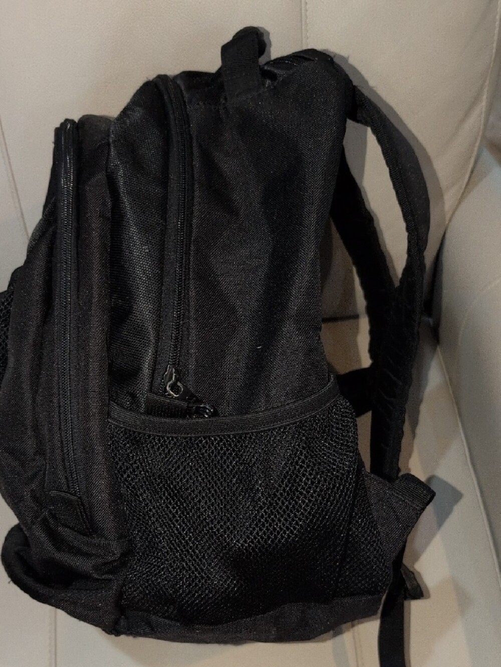 adidas Excel 6 Black Men's Backpack with Front Mesh Pocket Large Capacity - Picture 3 of 11